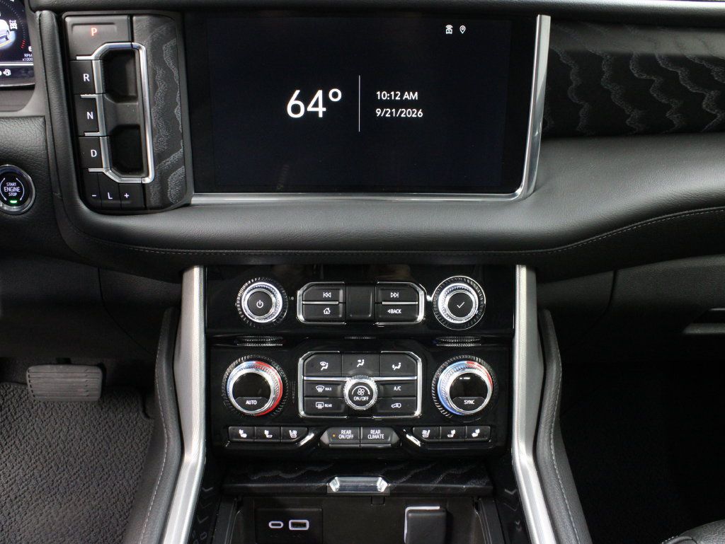 Used 2023 GMC Yukon XL Denali AWD/4WD image 21
