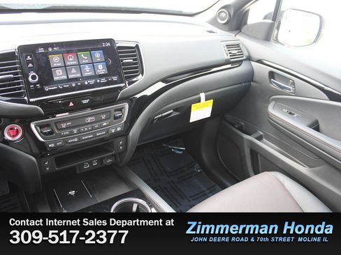 New 2026 Honda Ridgeline Black Edition image 12