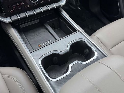 Used 2024 GMC Acadia Elevation w/ Trailering Package image 15