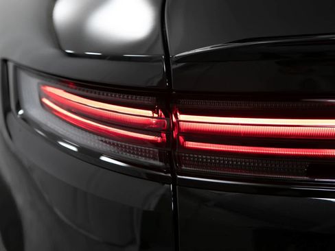 New 2026 Porsche Cayenne S AWD/4WD image 18