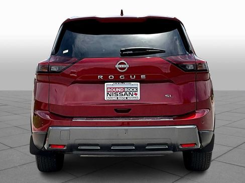 Used 2024 Nissan Rogue SL FWD image 4