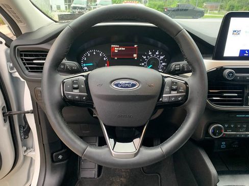 Used 2022 Ford Escape SE w/ Convenience Package AWD/4WD image 21