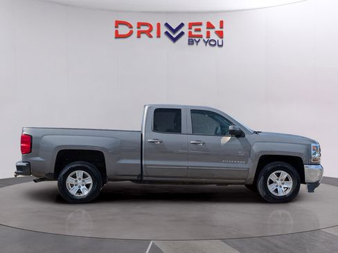 Used 2017 Chevrolet Silverado 1500 LT w/ All Star Edition RWD image 7