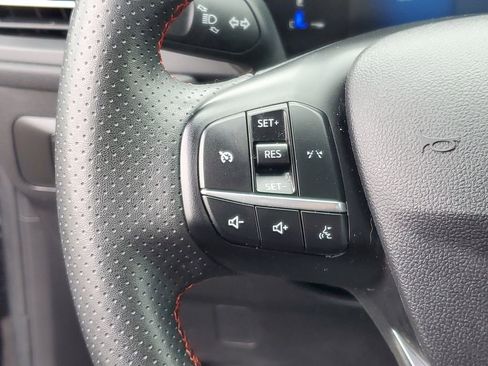 Used 2025 Ford Escape ST-Line image 16