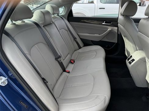 Used 2019 Hyundai Sonata Limited image 30