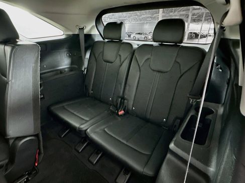 Used 2024 Kia Sorento S FWD image 29