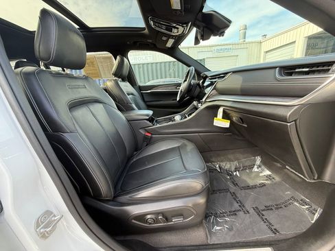 Used 2021 Jeep Grand Cherokee L Overland AWD/4WD image 29