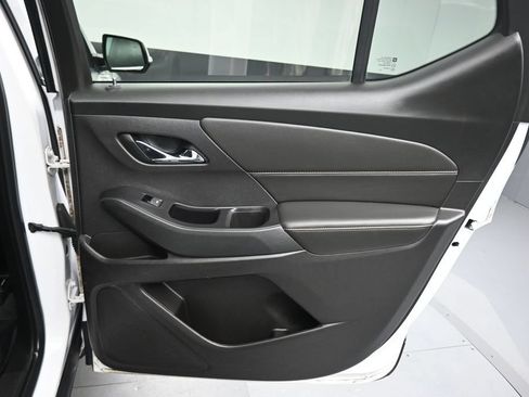 Used 2019 Chevrolet Traverse LT AWD/4WD image 42