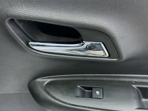 Used 2019 Chevrolet Trax LS image 44