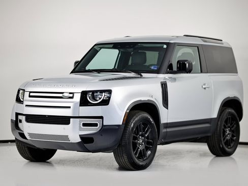 Used 2023 Land Rover Defender 90 S image 1