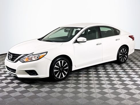 Used 2018 Nissan Altima 2.5 SL image 4
