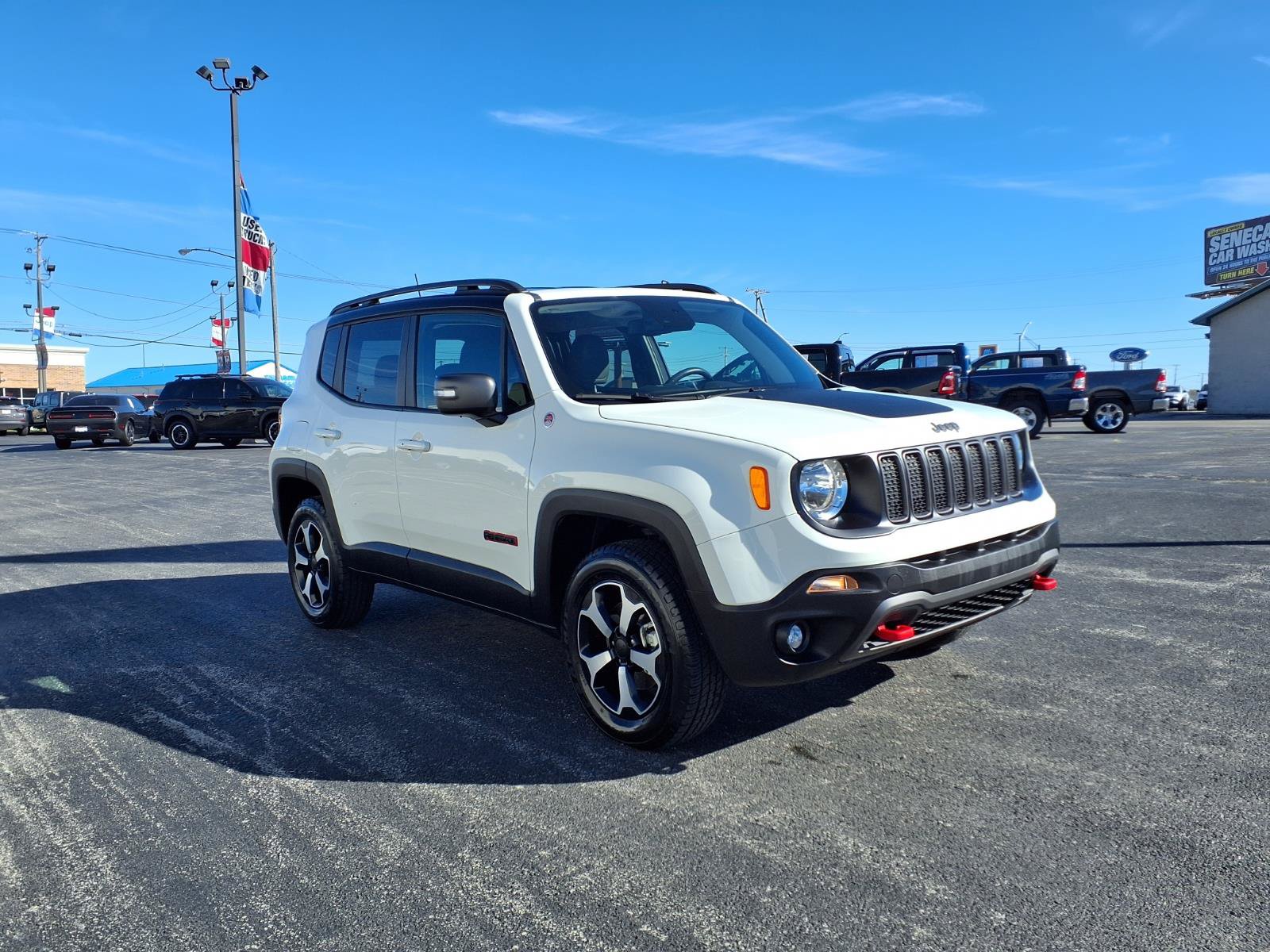 Used 2021 Jeep Renegade Trailhawk AWD/4WD image 3