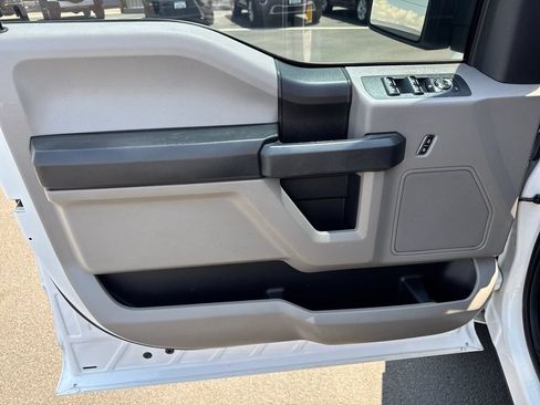 Used 2018 Ford F150 XL w/ Equipment Group 101A Mid AWD/4WD image 14