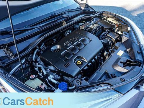 Used 2018 Toyota C-HR XLE image 37