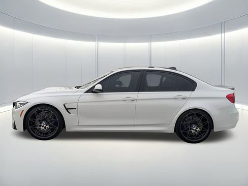 Used 2018 BMW M3 RWD image 9