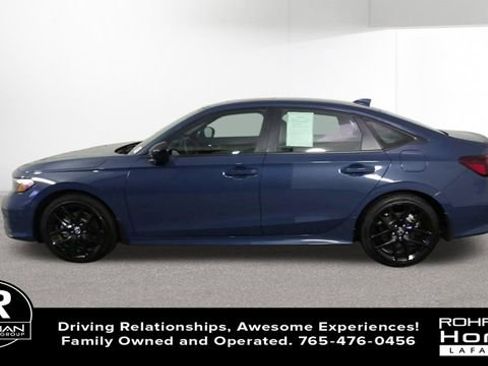 Used 2025 Honda Civic Sport image 5