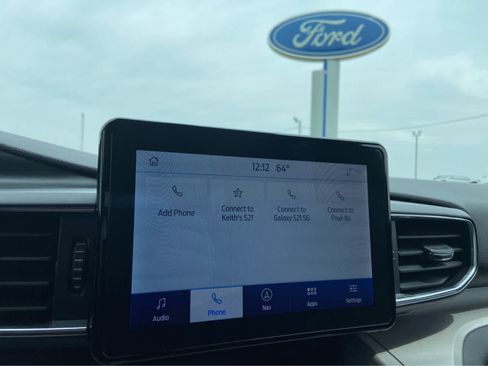 Used 2023 Ford Explorer XLT w/ Equipment Group 202A AWD/4WD image 36