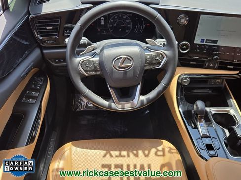 Used 2024 Lexus NX 250 FWD image 13