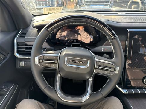 New 2026 GMC Acadia Denali w/ Super Cruise Package image 18