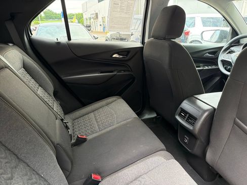 Used 2022 Chevrolet Equinox LT AWD/4WD image 11