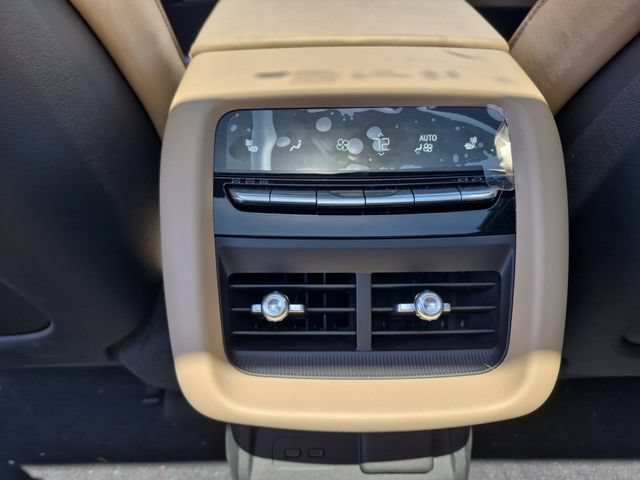 Used 2026 Cadillac Lyriq V AWD/4WD image 29