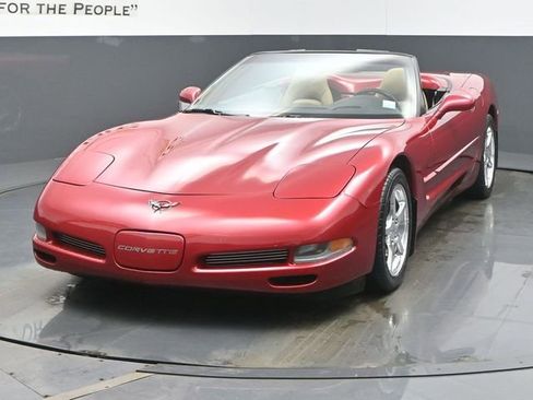 Used 2000 Chevrolet Corvette Convertible w/ Memory Pkg RWD image 7