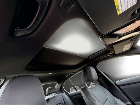 Used 2024 BMW 330i xDrive 330i xDrive image 17