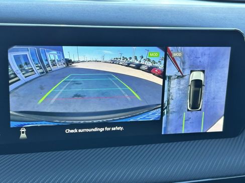 Certified 2025 Nissan Kicks SR image 8