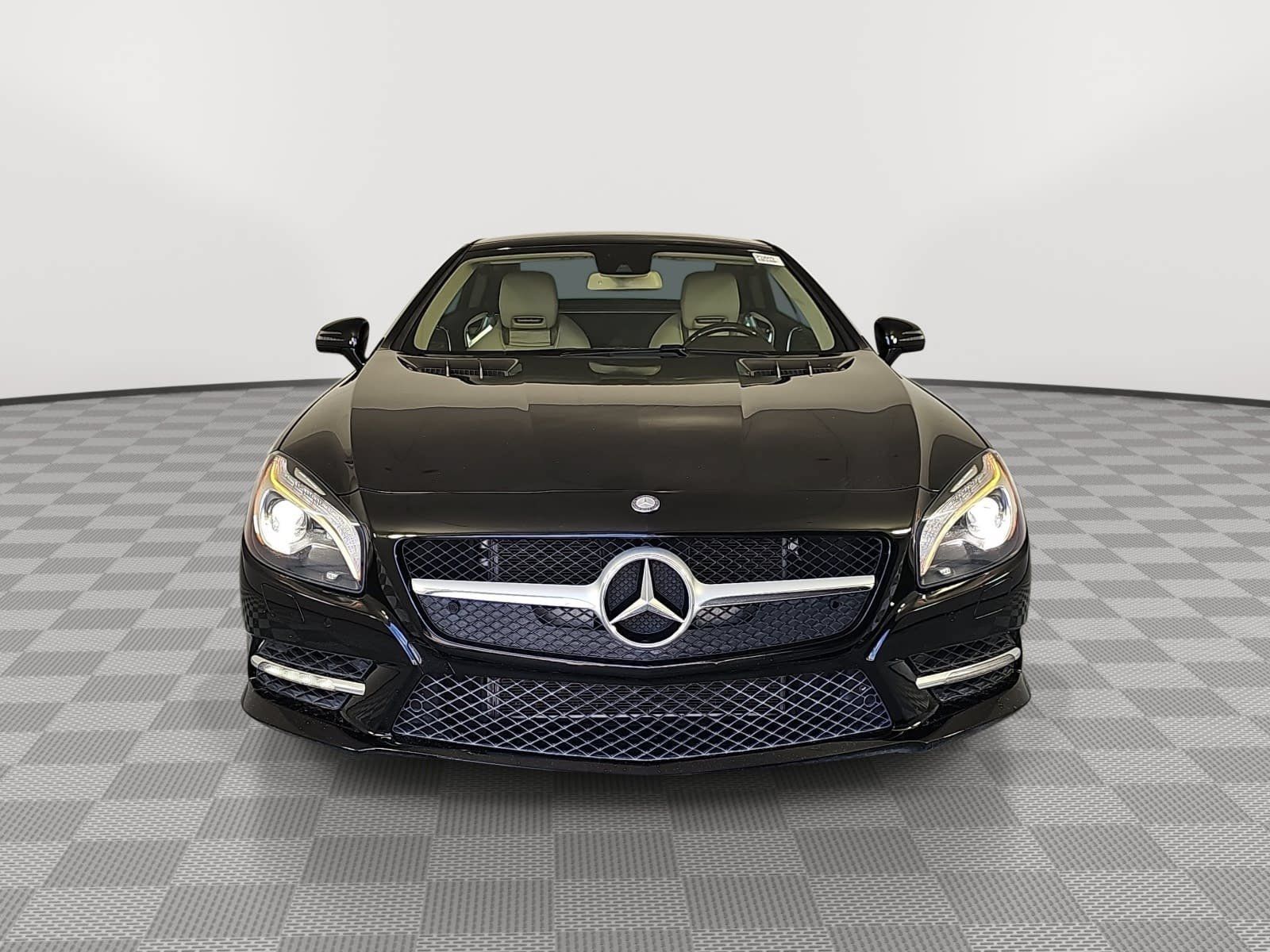 Used 2016 Mercedes-Benz SL 400 image 3