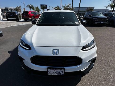 Used 2024 Honda HR-V Sport image 3