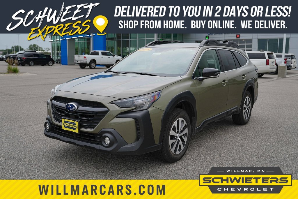 Used 2025 Subaru Outback Premium AWD/4WD image 1