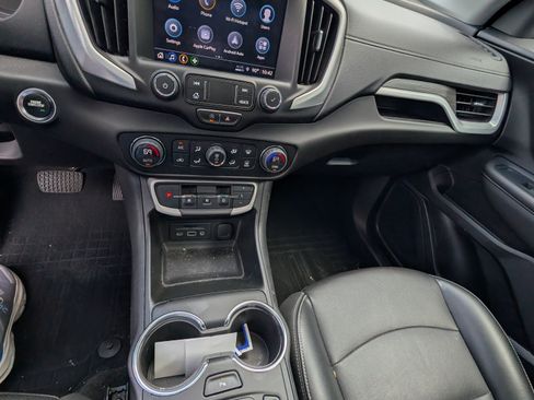 Used 2023 GMC Terrain SLT w/ Tech Package AWD/4WD image 13