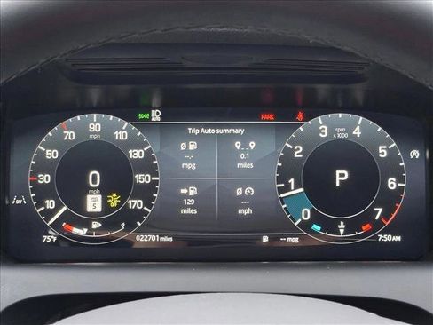 Used 2024 Land Rover Discovery Sport S image 11