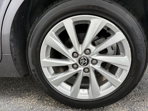 Used 2024 Toyota Camry LE FWD image 33