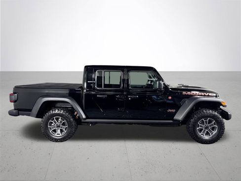 New 2026 Jeep Gladiator Mojave image 5