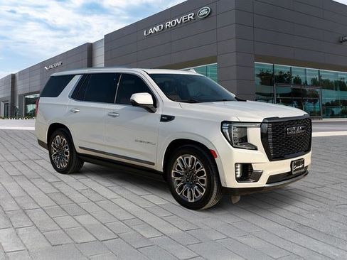 Used 2023 GMC Yukon Denali Ultimate AWD/4WD image 7