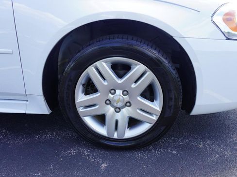 Used 2013 Chevrolet Impala LT FWD image 40
