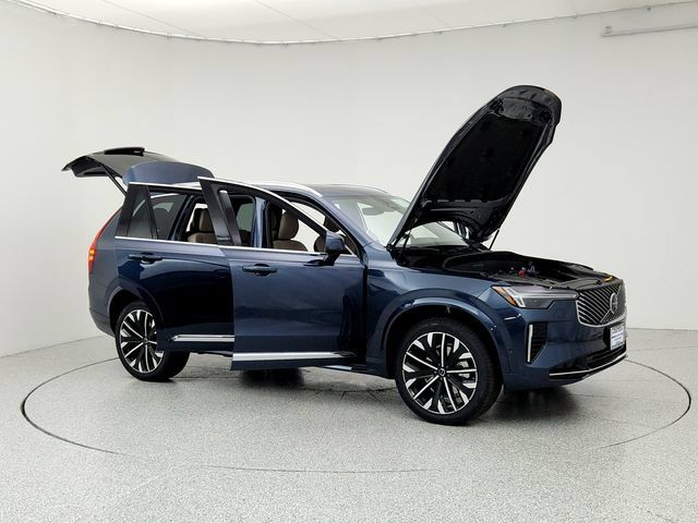 New 2026 Volvo XC90 B6 Plus w/ Protection Package Premier AWD/4WD image 10