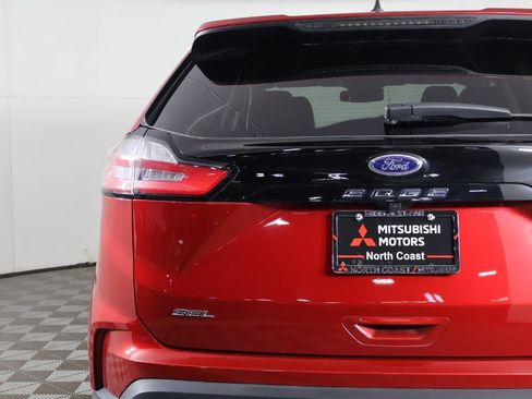 Used 2024 Ford Edge SEL w/ Convenience Package image 13