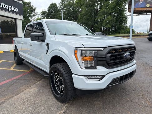 Used 2021 Ford F150 XLT w/ Equipment Group 302A High RWD image 5