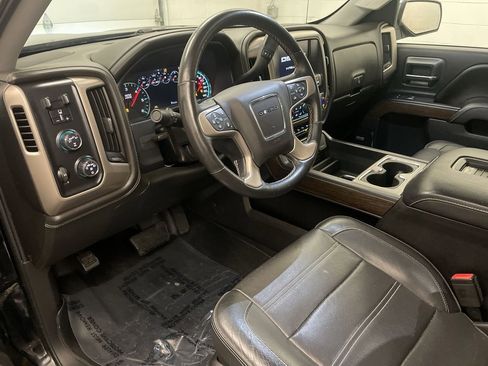 Used 2017 GMC Sierra 1500 Denali image 4
