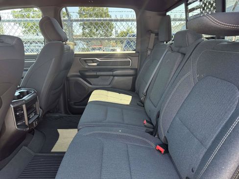Used 2019 RAM 1500 Big Horn AWD/4WD image 14