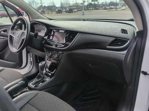 Certified 2021 Buick Encore Preferred w/ Safety Package image 38