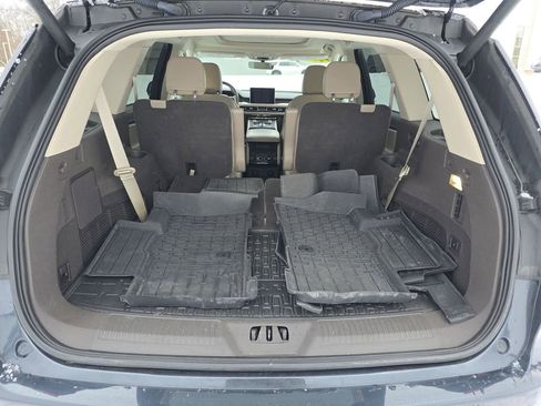 Used 2023 Lincoln Aviator Reserve w/ Elements Package Plus image 17