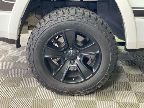 Used 2021 RAM 1500 Big Horn image 18