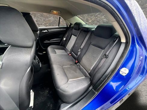 Used 2019 Chrysler 300 Touring w/ Sport Appearance Package image 23