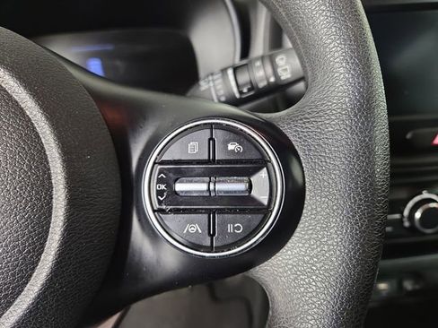 Certified 2023 Kia Soul LX w/ LX Technology Package image 25