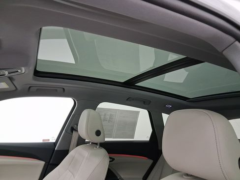 Used 2025 Audi Q5 Premium Plus w/ Premium Plus image 14