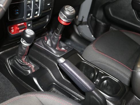 Used 2019 Jeep Wrangler Rubicon image 41