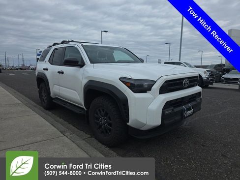 Used 2025 Toyota 4Runner SR5 image 14